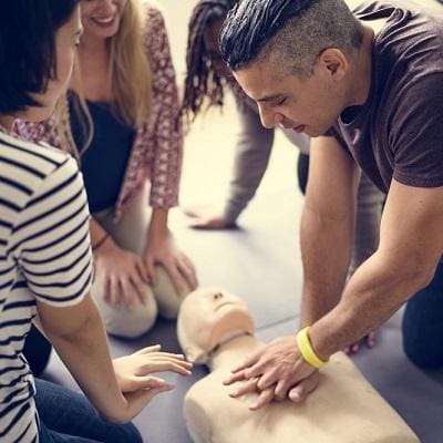 Students doing CPR Training Students doing CPR Training